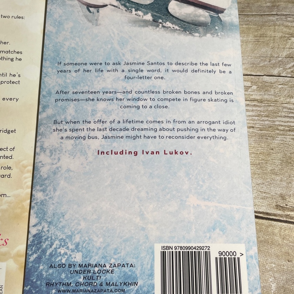 Assorted Book Bundle - Picture 3 of 5